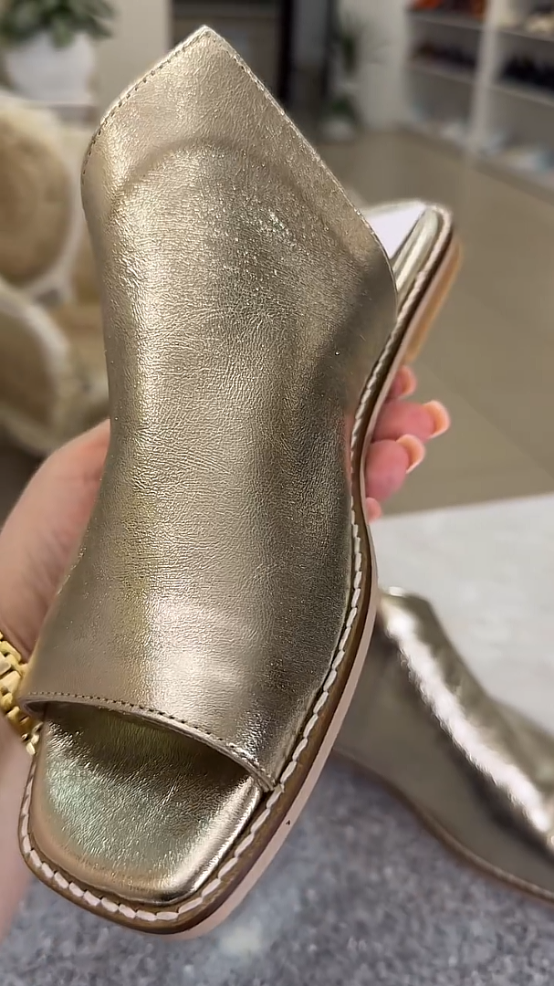 Stylish Gold Soft Leather Slippers