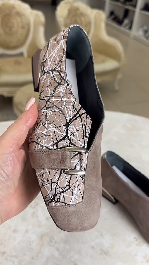 Elegant suede buckle block heel loafers