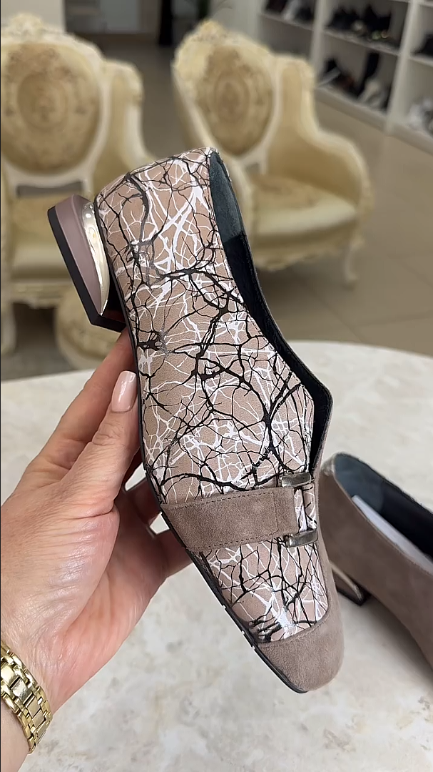 Elegant suede buckle block heel loafers