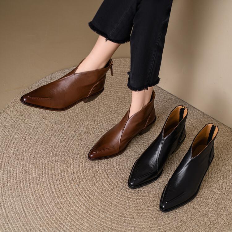Retro leather pointed toe block heel boots