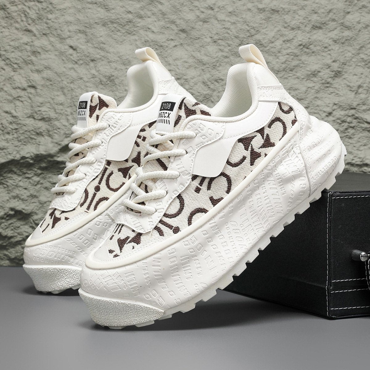 Men's trendy casual leather thick-soled comfortable sports shoes