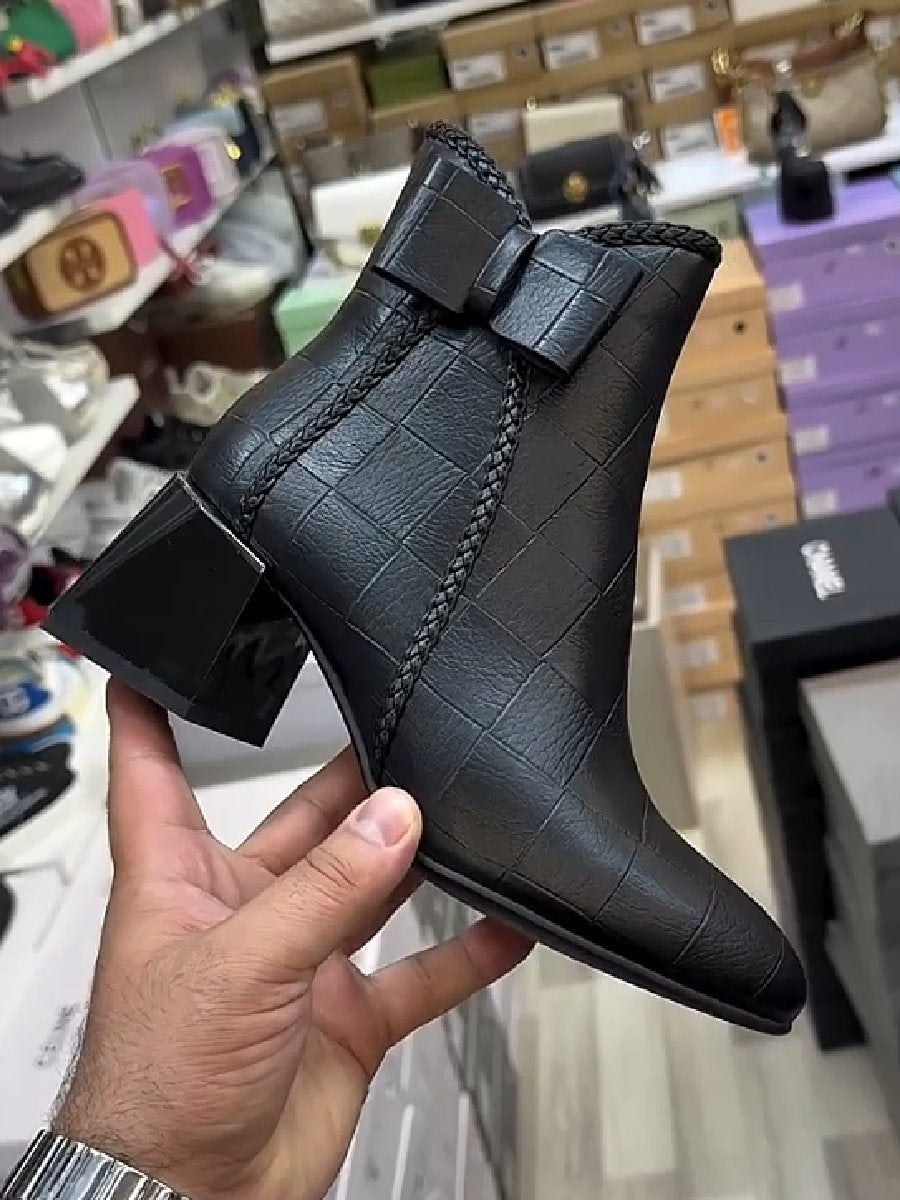 Elegant Bowknot Plaid Embossed Warm Leather Pointed Toe Chunky Heel Ankle Boots