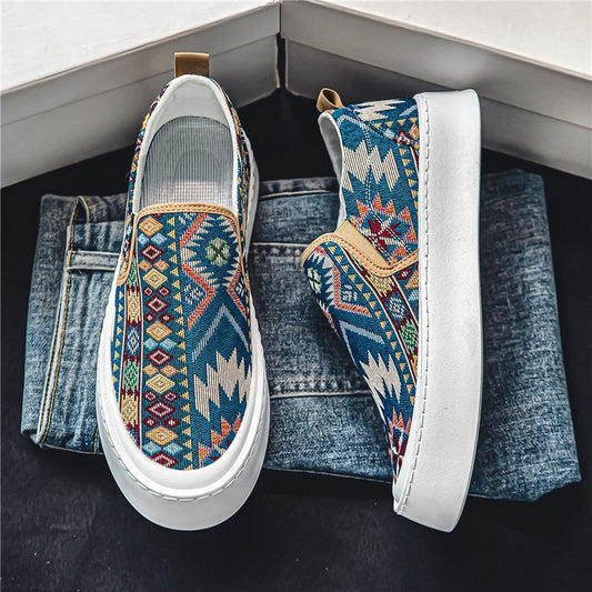 Trendy new ethnic print breathable flat casual sports canvas shoes