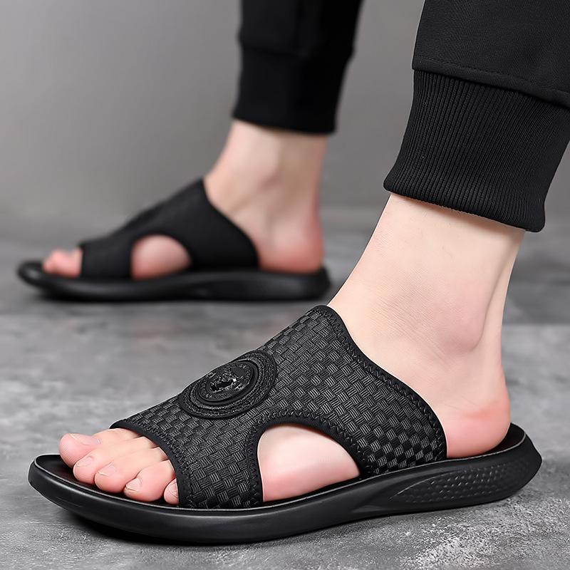 Trendy men's outdoor woven textured soft-soled slippers