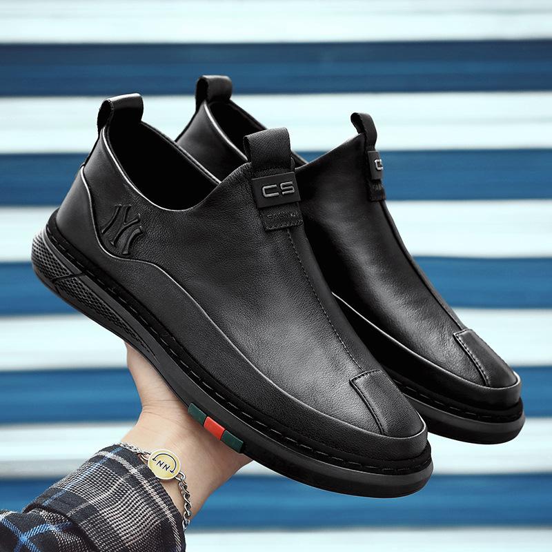 Trendy flat leather waterproof and non-slip slip-on men's shoes