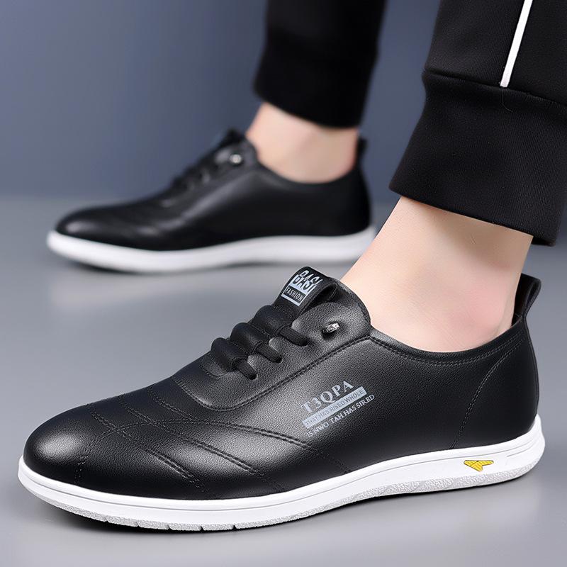 Stylish new men's soft sole breathable casual leather shoes