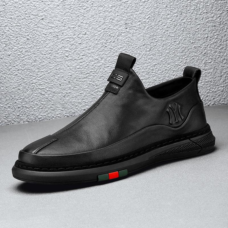 Trendy flat leather waterproof and non-slip slip-on men's shoes