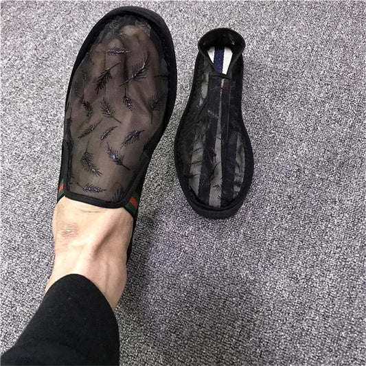 Stylish feather print breathable mesh slip-on soft sole shoes