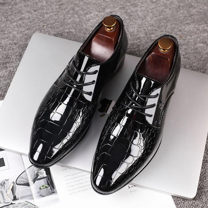 Stylish snake scale pattern men's business formal leather shoes