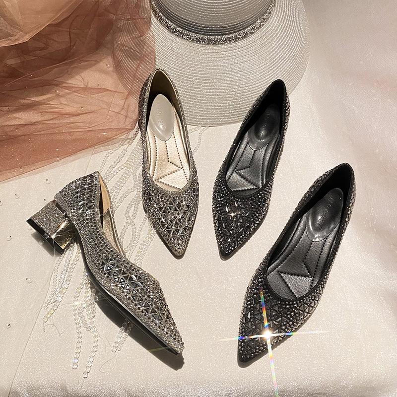 Stylish new rhinestone pointed-toe block-heeled casual leather shoes