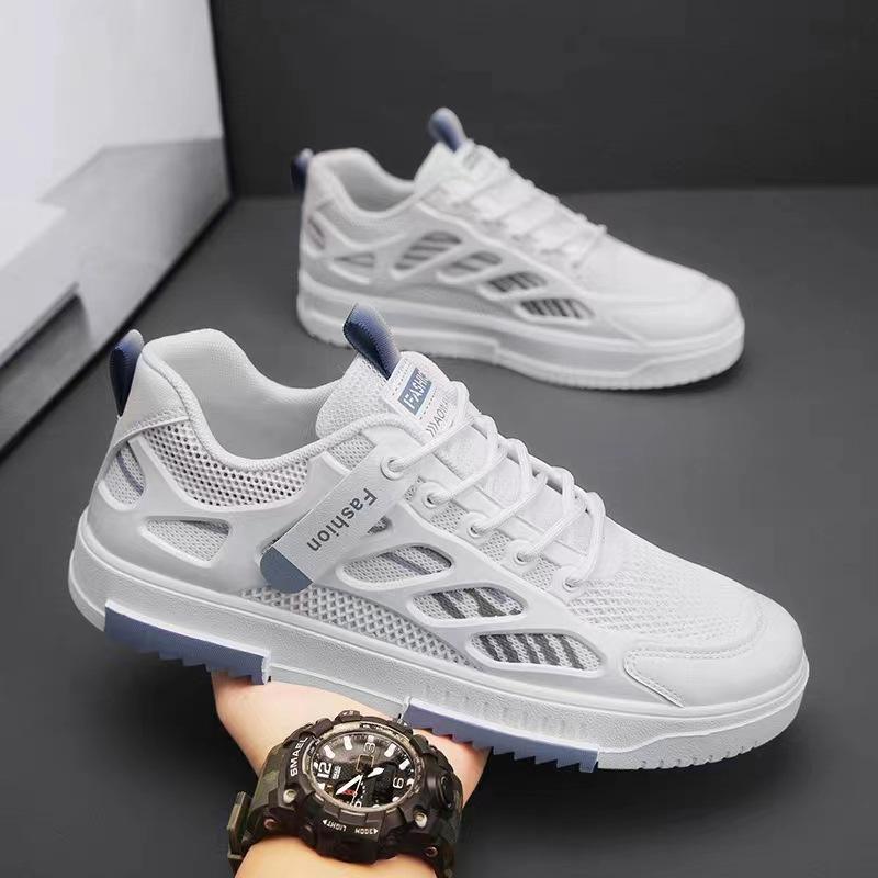 Trendy breathable mesh sports soft sole shoes