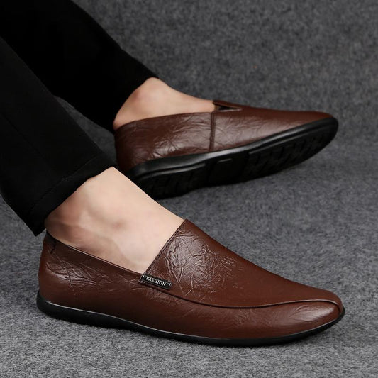 Trendy hand-scratched cowhide soft-soled men's shoes