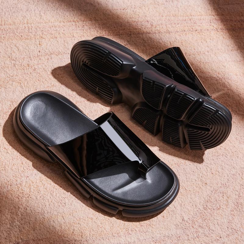 Stylish glossy leather men's platform height slippers