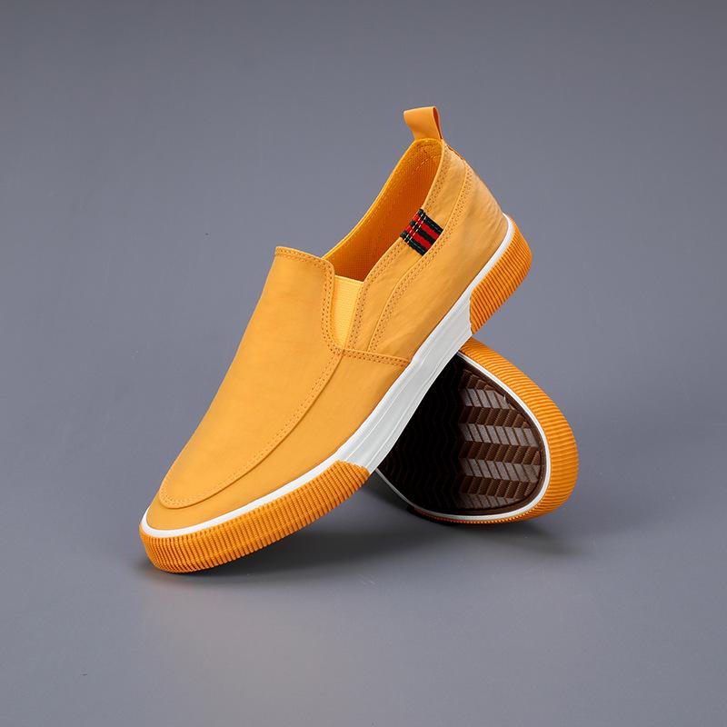 Men's lightweight breathable slip-on canvas shoes