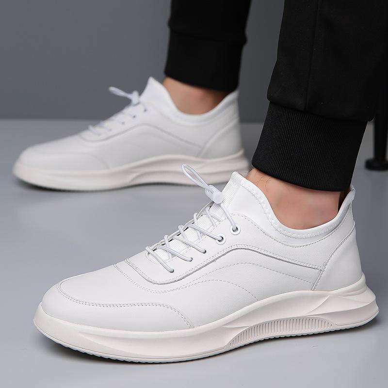 New Men's Genuine Leather Breathable Soft Sole Sports Leather Shoes