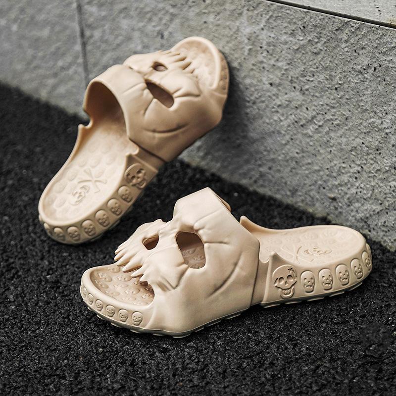 Trendy skull platform slippers