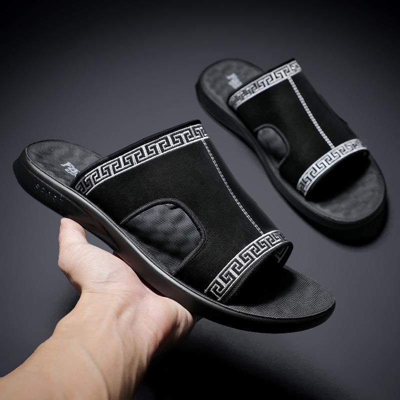 Trendy men's summer non-slip wearable microfiber sandals