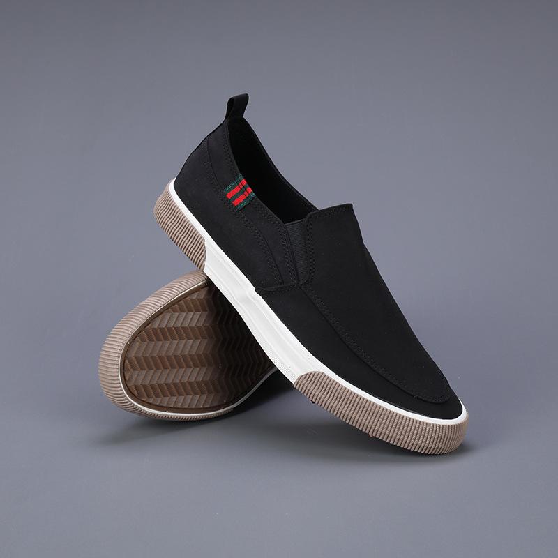 Men's lightweight breathable slip-on canvas shoes