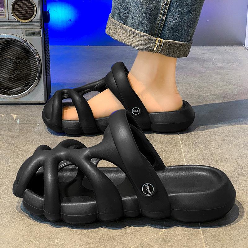 Trendy men's sports slippers