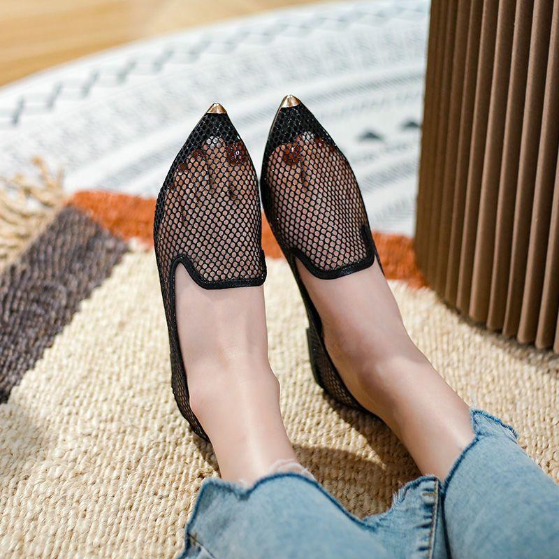 Stylish Summer New Breathable Mesh Flat Shoes