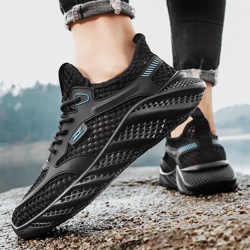 Stylish mesh breathable sneakers