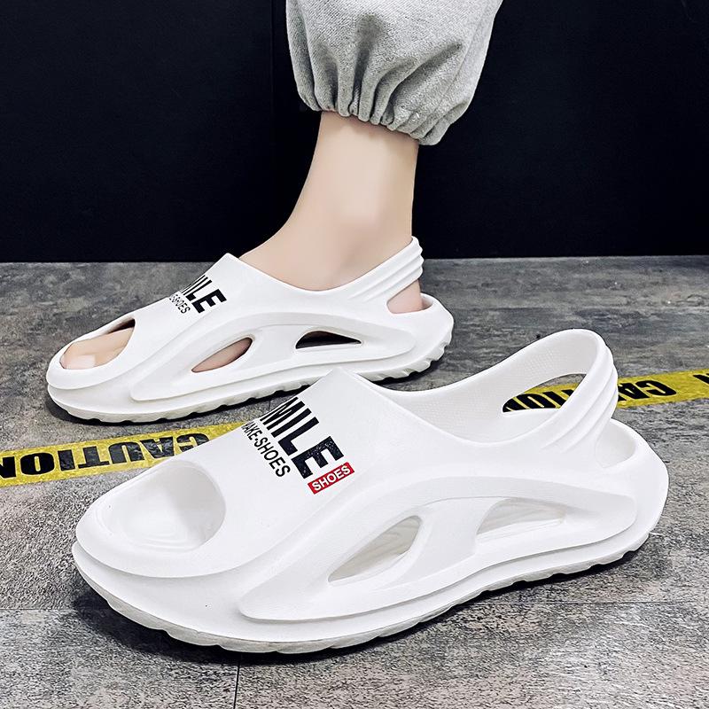 Trendy non-slip soft-soled outdoor sandals