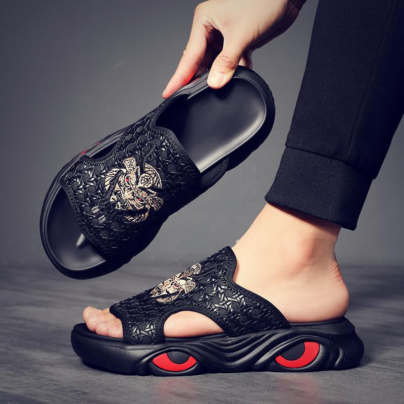 Trendy embroidery men's outdoor platform non-slip casual beach slippers