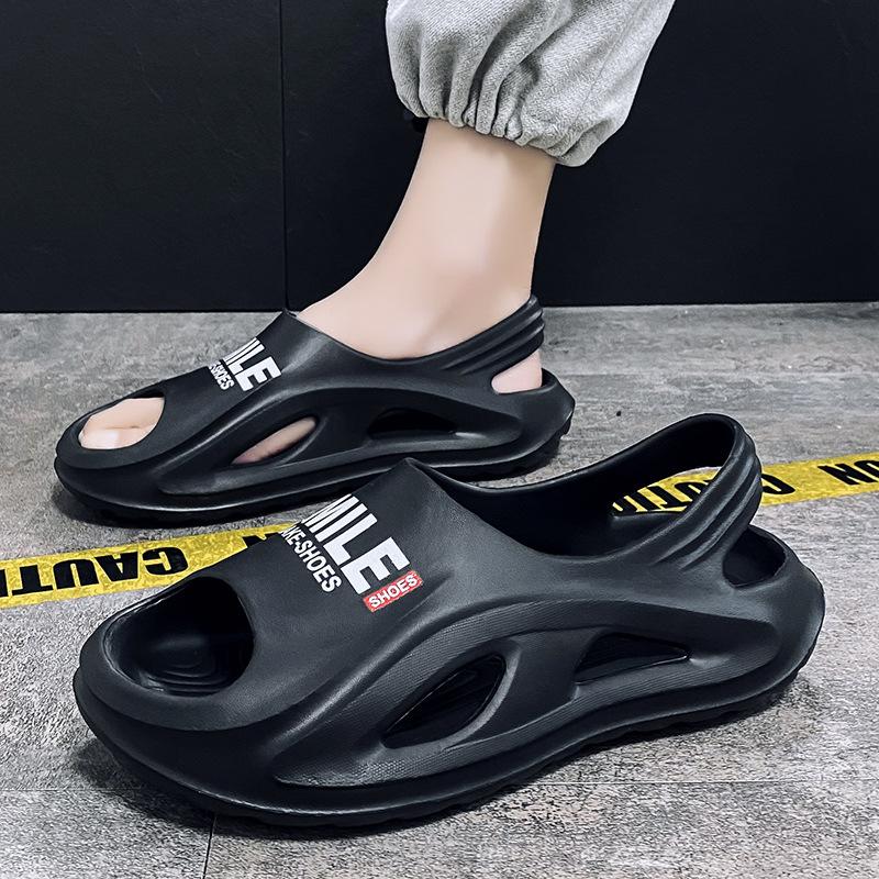 Trendy non-slip soft-soled outdoor sandals