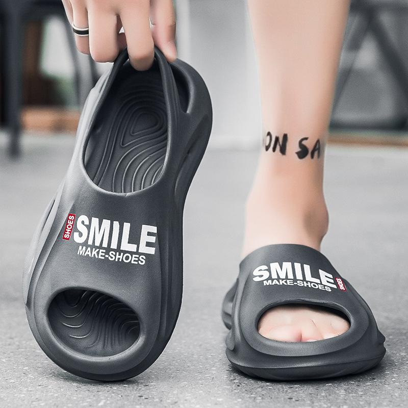 Trendy non-slip soft-soled outdoor sandals