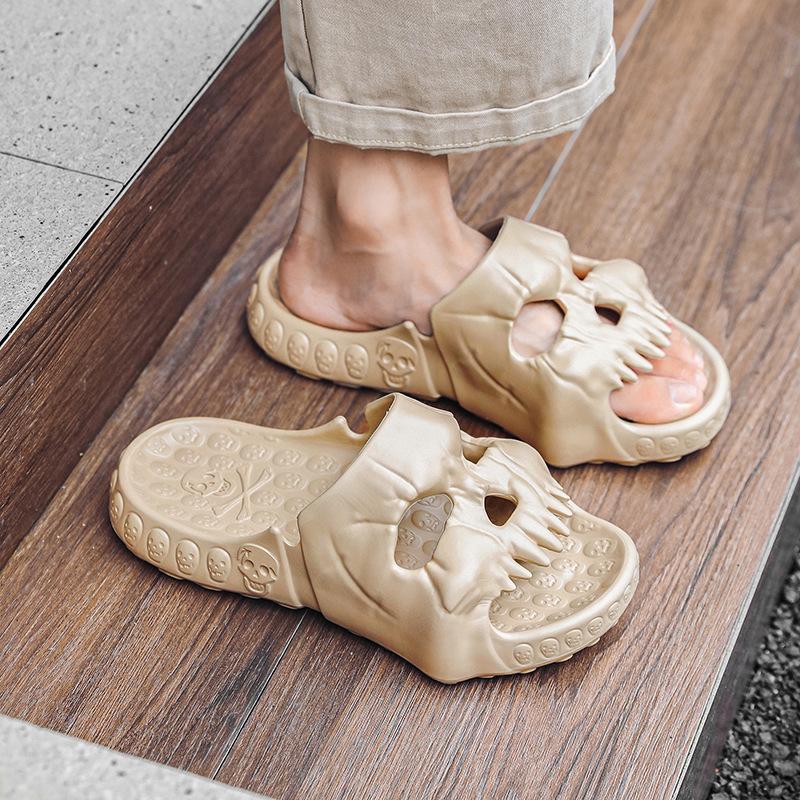 Trendy skull platform slippers