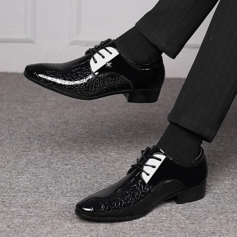 Stylish snake scale pattern men's business formal leather shoes