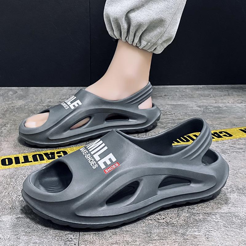 Trendy non-slip soft-soled outdoor sandals