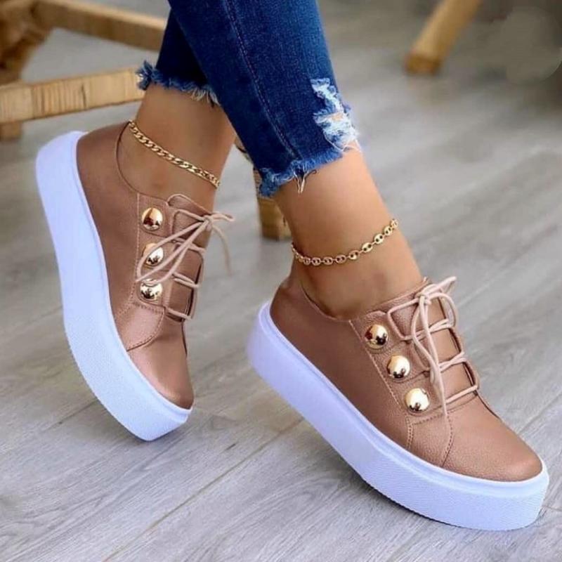 Women's platform lace-up stud shoes