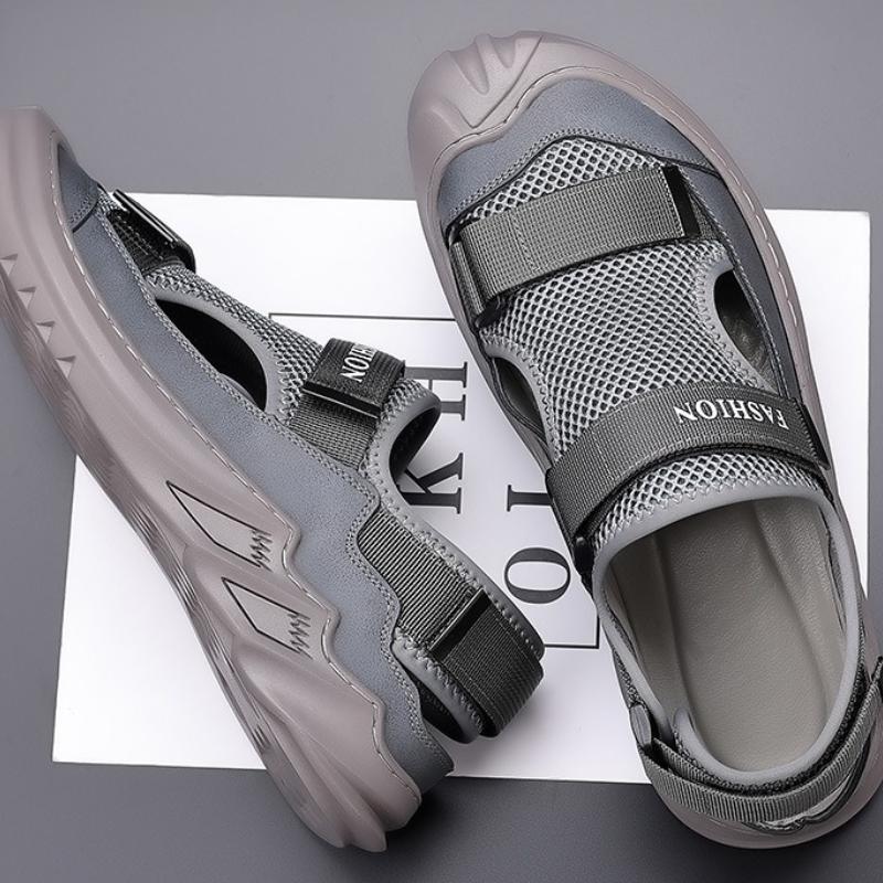 Trendy mesh breathable men's outdoor casual soft-soled sandals