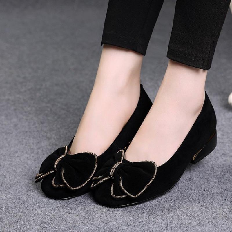 Women's leather matte soft-topped flats