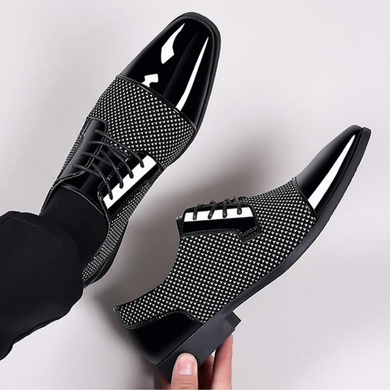 Trendy casual men's pointed leather shoes