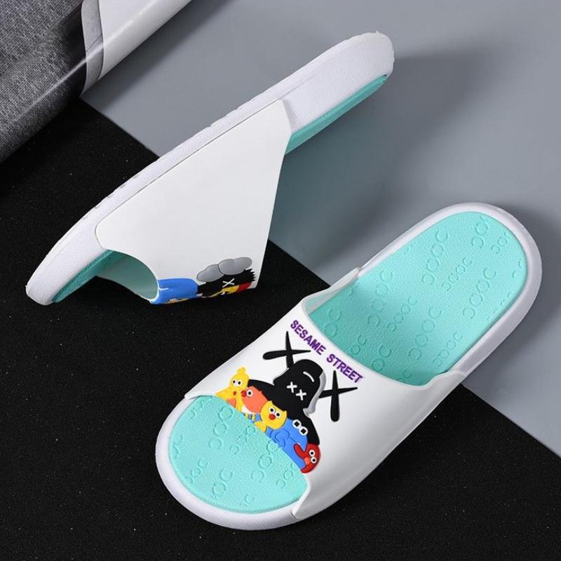 Trendy new soft-soled anti-slip slippers