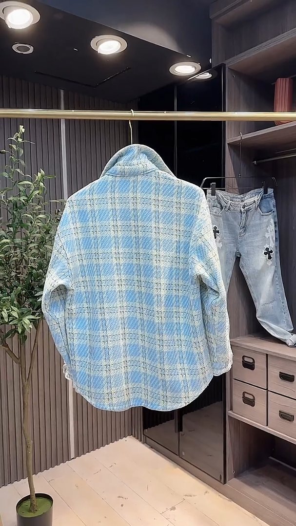 Trendy knitted plaid shirt jacket