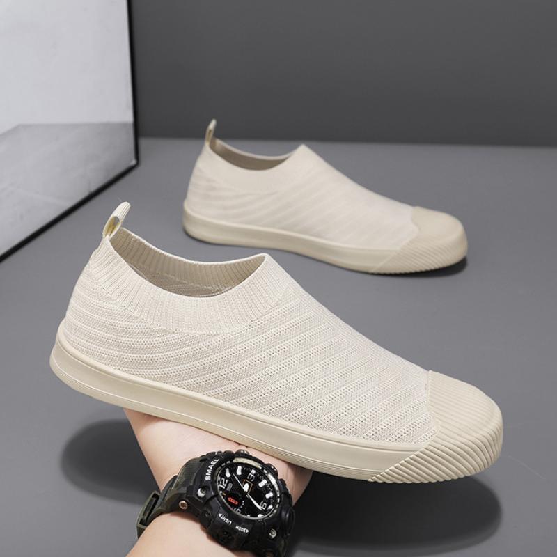 New breathable comfortable fly-woven slip-on men's casual shoes